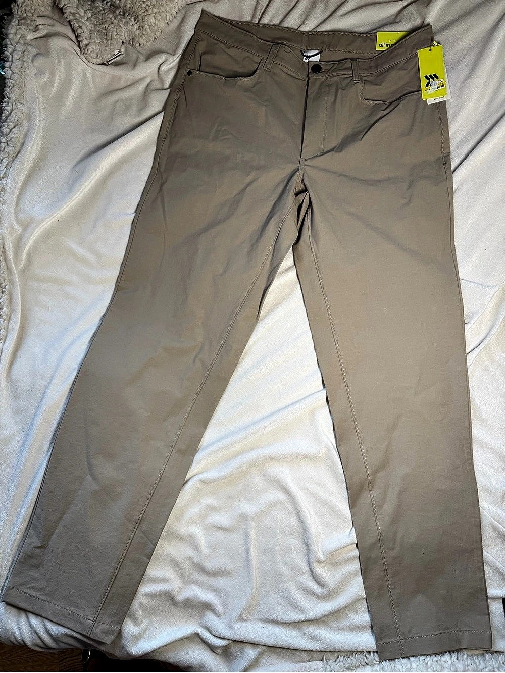 All In Motion Mens Straight Leg Pants in Beige Size 34”x36” NWT